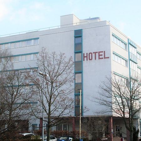Businesshotel & Appartements Stuttgart-Vaihingen Екстериор снимка