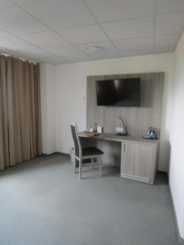Businesshotel & Appartements Stuttgart-Vaihingen Екстериор снимка
