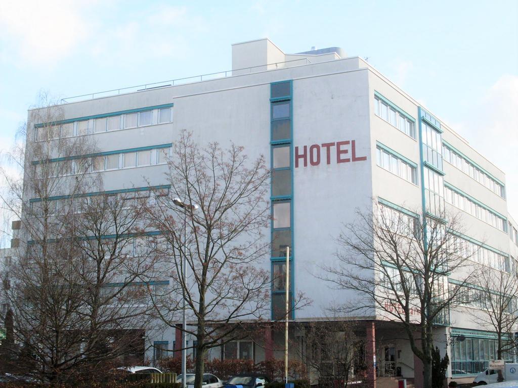 Businesshotel & Appartements Stuttgart-Vaihingen Екстериор снимка