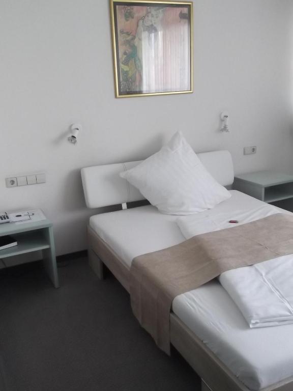 Businesshotel & Appartements Stuttgart-Vaihingen Екстериор снимка